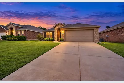 1413 Thibodaux Drive, Greenville, TX 75402 - Photo 29