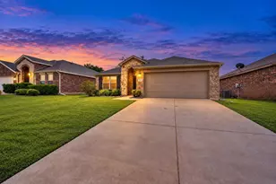 1413 Thibodaux Dr, Greenville, TX 75402 - Photo 29