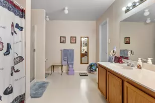6308 St James Pl, Denton, TX 76210 - Photo 9