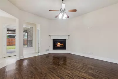 2707 Point Vista Drive, Lewisville, TX 75067 - Photo 5