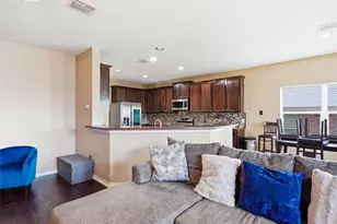 2159 Fair Weather Dr, Lancaster, TX 75146 - Photo 5