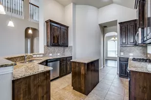 2405 Playa Del Mar Dr, Little Elm, TX 75068 - Photo 7