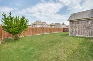 2405 Playa Del Mar Dr, Little Elm, TX 75068 - Photo 23