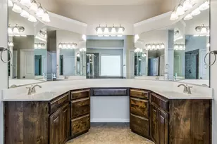 2405 Playa Del Mar Dr, Little Elm, TX 75068 - Photo 13