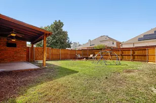 8121 Fountain Springs Dr, Plano, TX 75025 - Photo 23