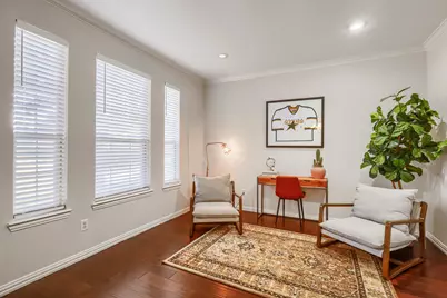 8121 Fountain Springs Drive, Plano, TX 75025 - Photo 7
