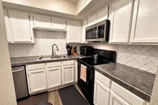 2311 Basil Dr, Arlington, TX 76006 - Photo 7