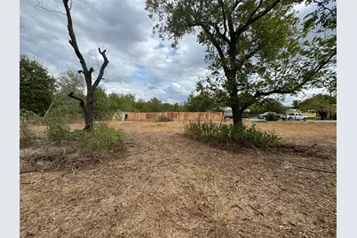 415 E 20th Street, Waco, TX 76705 - Photo 17