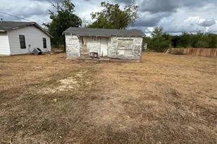 415 E 20th St, Waco, TX 76705 - Photo 21