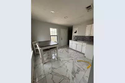 415 E 20th Street, Waco, TX 76705 - Photo 9