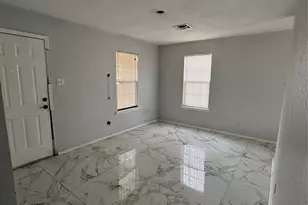415 E 20th St, Waco, TX 76705 - Photo 7