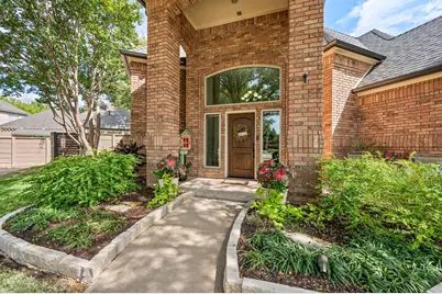2736 Woodbridge Drive, Hurst, TX 76054 - Photo 3
