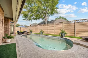 2736 Woodbridge Dr, Hurst, TX 76054 - Photo 23