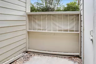 9254 Forest Ln, Dallas, TX 75243 - Photo 19