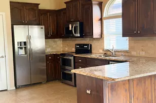 1220 Scott Dr, Weatherford, TX 76087 - Photo 5