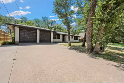 1444 Cimarron Trail, Hurst, TX 76053 - Photo 3