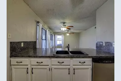 2209 Prairie Creek Trail, Garland, TX 75040 - Photo 11