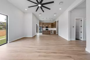4581 N Shore Dr, The Colony, TX 75056 - Photo 7