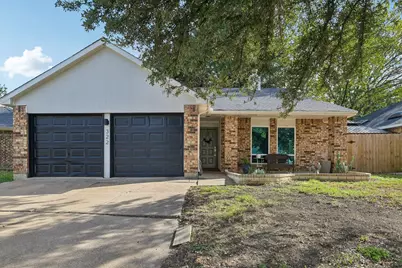 322 Valley Spring Drive, Arlington, TX 76018 - Photo 19