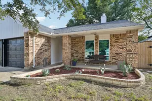 322 Valley Spring Dr, Arlington, TX 76018 - Photo 23