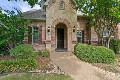 13825 E Riviera Drive, Fort Worth, TX 76028 - Photo 3