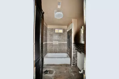 4324 S Cedar Circle Drive, Dallas, TX 75237 - Photo 13