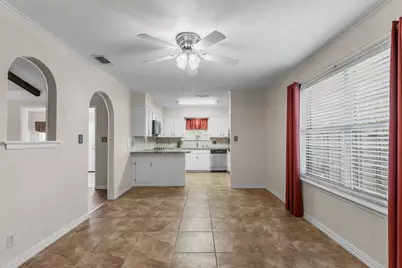 1725 Meadowcliff Drive, Wichita Falls, TX 76302 - Photo 13