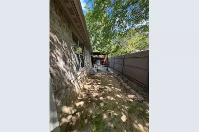 1800 Jordan Court, Irving, TX 75061 - Photo 5