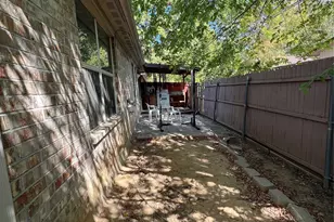1800 Jordan Ct, Irving, TX 75061 - Photo 5