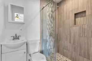[Address not provided], Dallas, TX 75214 - Photo 11