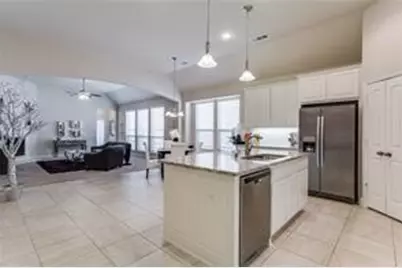 712 Wiltshire Boulevard, Lewisville, TX 75056 - Photo 3