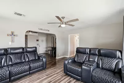 1512 Cobb Street, Bridgeport, TX 76426 - Photo 7