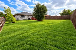 1605 Canary Island Ct, Dallas, TX 75217 - Photo 23