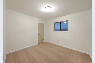 3206 Griffiths Drive, Irving, TX 75061 - Photo 13