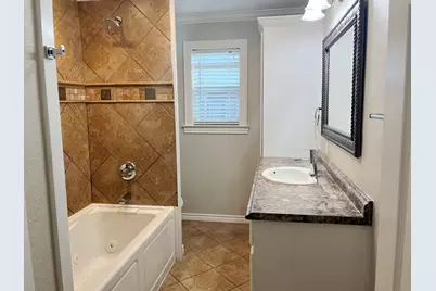 615 E Fairview Street, Blossom, TX 75416 - Photo 15