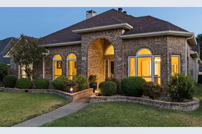 1008 E Grubb Drive, Mesquite, TX 75149 - Photo 1