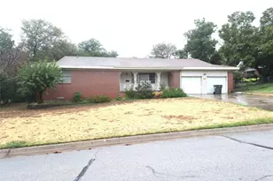 4221 Woodlake Dr, Lake Worth, TX 76135 - Photo 1