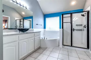 18747 Gibbons Dr, Dallas, TX 75287 - Photo 29