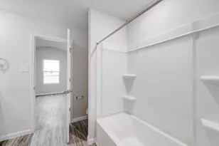 404 Cactus Ct, Granbury, TX 76048 - Photo 7
