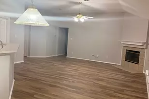 1619 Wintercrest Rd, Grand Prairie, TX 75052 - Photo 7