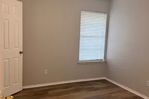 1619 Wintercrest Rd, Grand Prairie, TX 75052 - Photo 5
