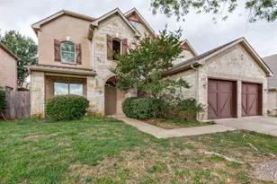 307 Moonlight Dr, Euless, TX 76039 - Photo 1