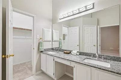 3901 Rolling Hills Drive, Plano, TX 75025 - Photo 23