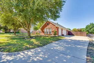 2907 St Maria Dr, Mansfield, TX 76063 - Photo 3