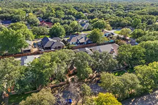 2108 Woodway Dr, Arlington, TX 76017 - Photo 35