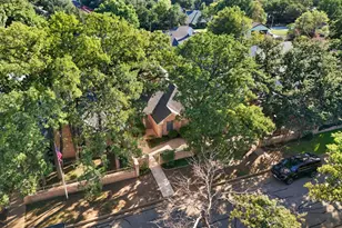 2108 Woodway Dr, Arlington, TX 76017 - Photo 31