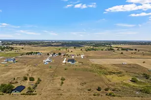 446 Wade Dr, Eddy, TX 76524 - Photo 37