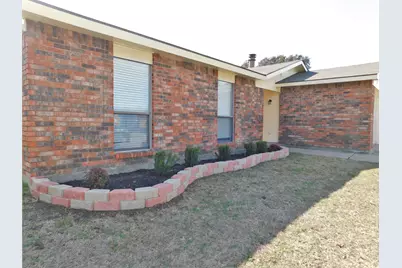 4937 Ward Drive, The Colony, TX 75056 - Photo 3