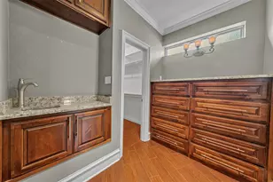 401 Canyon Creek Trail, Fort Worth, TX 76112 - Photo 17
