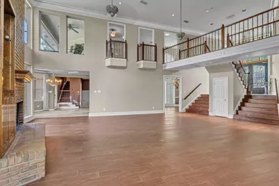 401 Canyon Creek Trail, Fort Worth, TX 76112 - Photo 9